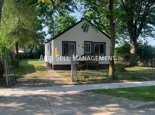 62 Calhoun St SW, Wyoming, MI 49548