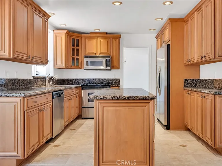 3675 Vigilance Dr — Photo 8