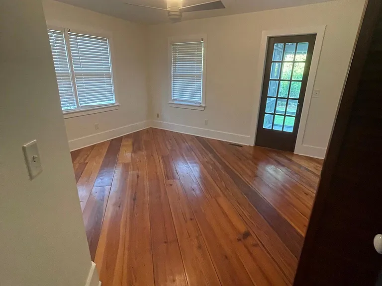 2917 Ion Ave — Photo 10