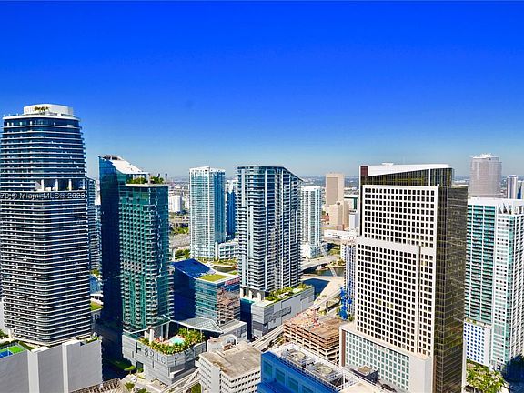 2nd image of 950 Brickell Bay Dr APT 5008