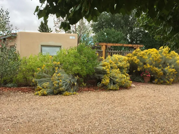 2835 W Alameda St, Santa Fe, NM 87507
