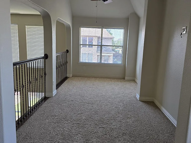 778 Fall River Dr — Photo 25