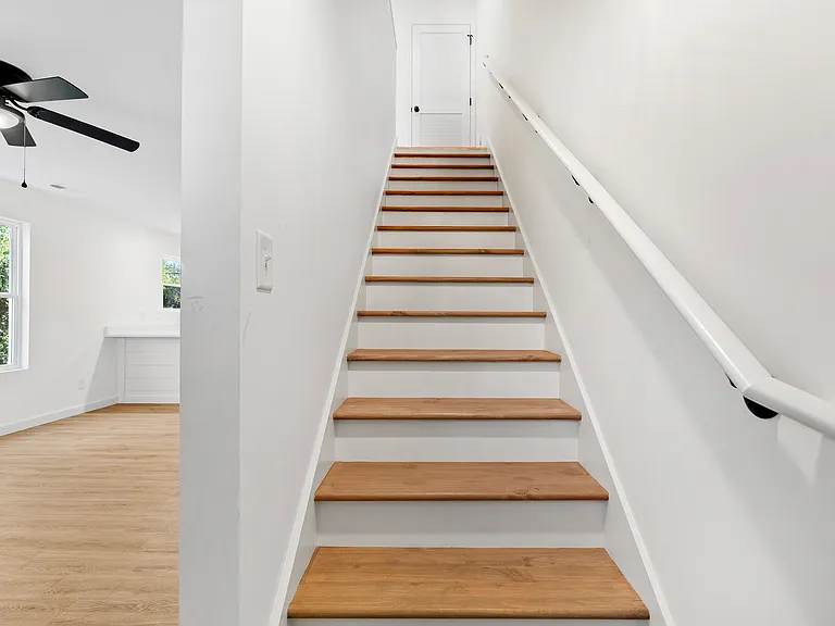 2201 Keith Ave #1 — Photo 11