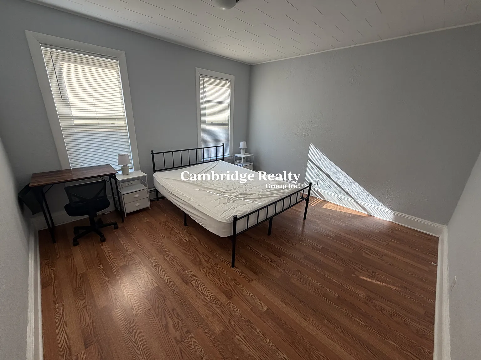 2 bed, 1.0 bath, $2,800 — Photo 3