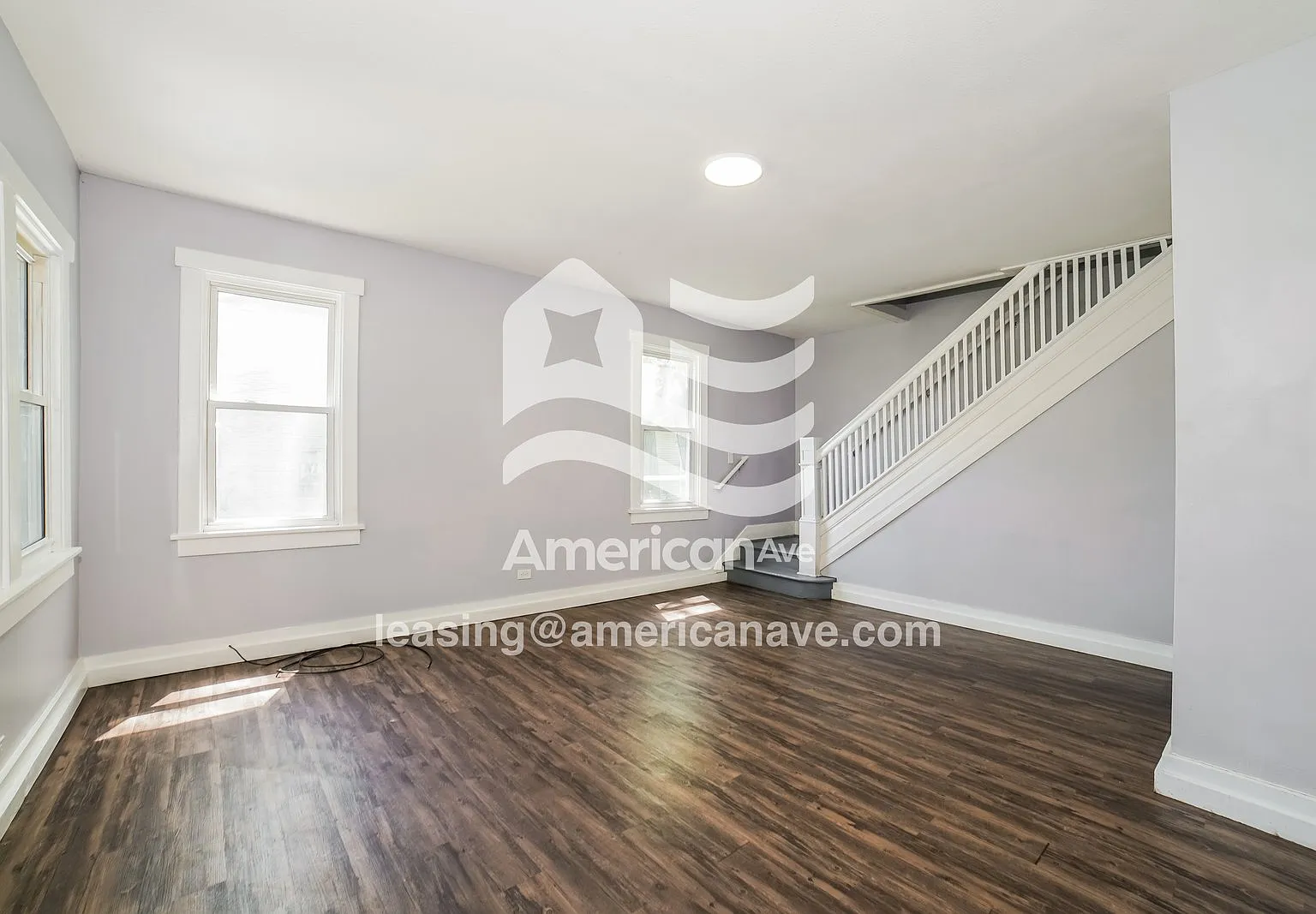 3 bed, 1.0 bath, 1371 sqft, $897 — Photo 2