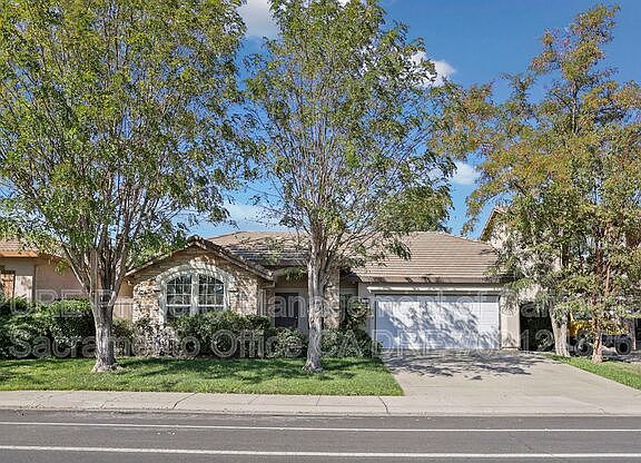 4th image of 2325 Mabry Dr