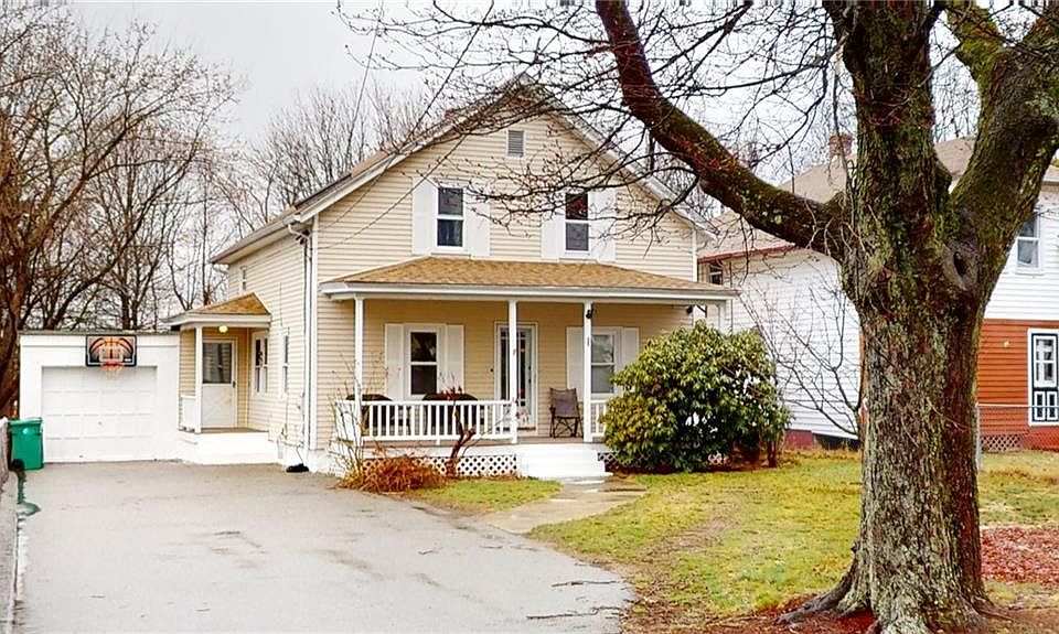 33 Rodman St, Woonsocket, RI 02895 Zillow
