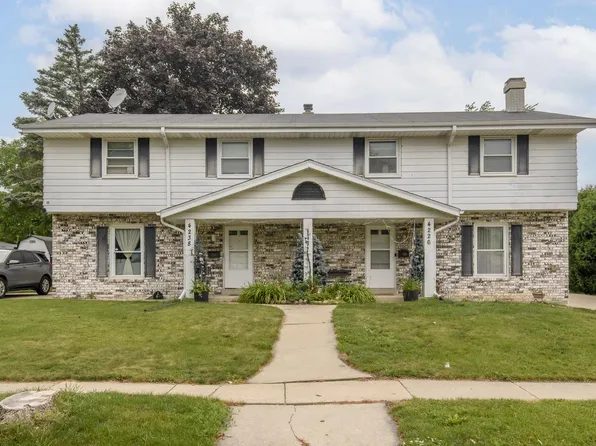 4226 Tumblewood LANE #4238, Greendale, WI 53129