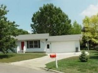 704 Sara Cir, Marshall, MN 56258