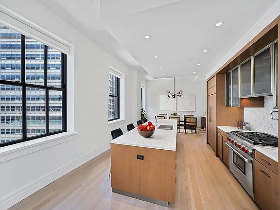 2nd image of 100 Barclay St APT 17B