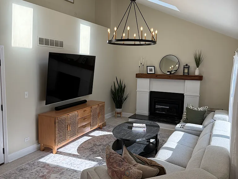 106 Hamlet St — Photo 5