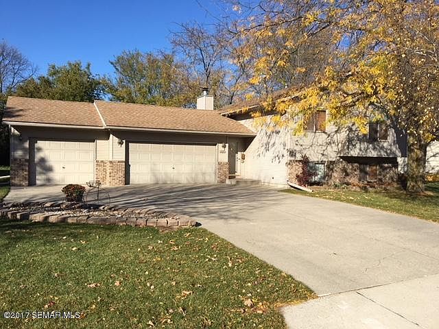 1st image of 407 Pebble Beach Dr NE