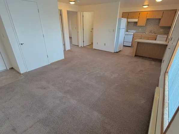 Kings Pointe, 1820-1860 Geary St SE #359-6001, Albany, OR 97322