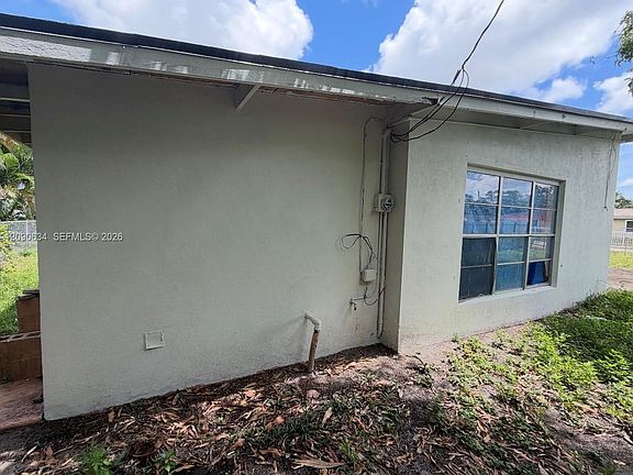 5th image of 16810 NW 7th Rd