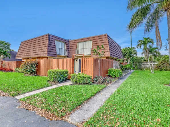 3943 Carolina Drive, Lake Worth, FL 33461