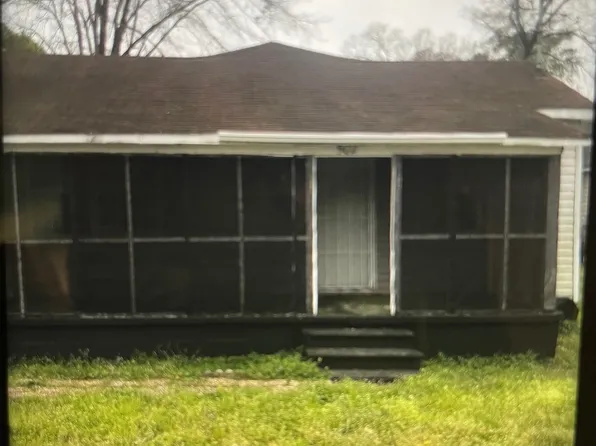 502 W Main St, Hogansville, GA 30230