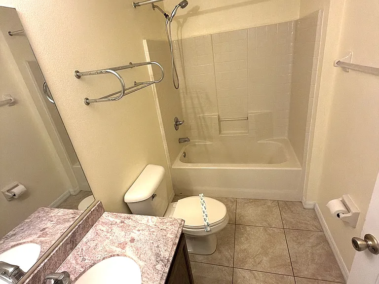 217 Robin Rd — Photo 17