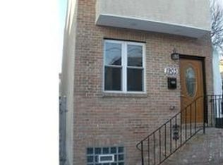 1903 Manton St, Philadelphia, PA 19146