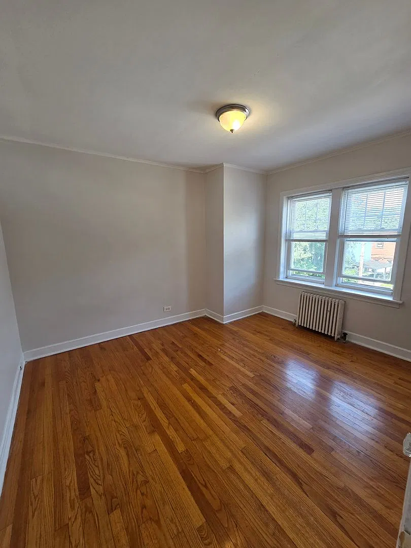 1217-27 Harvard Terrace — Photo 3