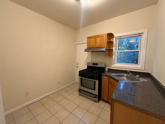 5th image of 3415 N Bouvier St