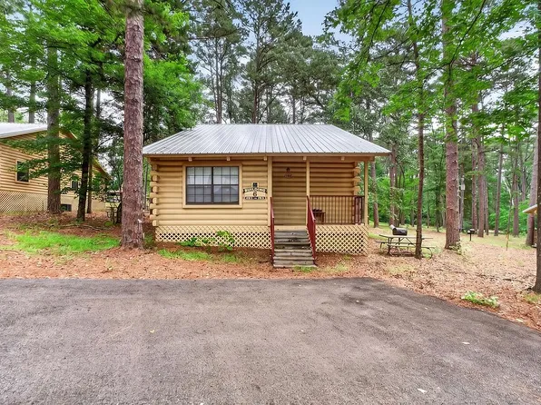 1823 Farm To Market Rd #2869-B, Holly Lake Ranch, TX 75765