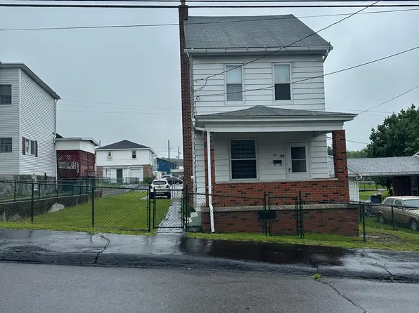 409 S Balliet St, Frackville, PA 17931