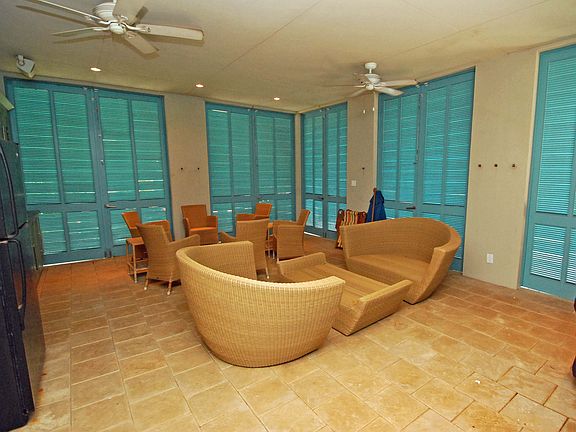 4th image of 8230 Breakers Blvd