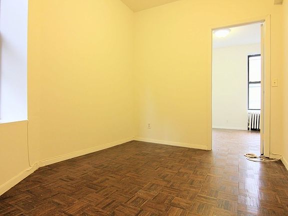 5th image of 236 E 89th St APT 3B