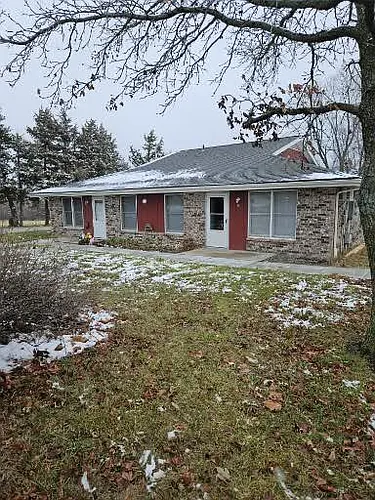 209 9th St Photo 1