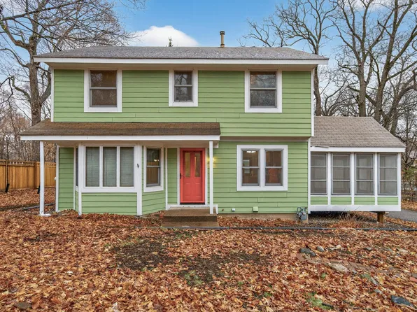 16940 12th Ave N, Plymouth, MN 55447