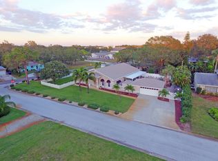 7960 Country Club Rd N, Saint Petersburg, FL 33710