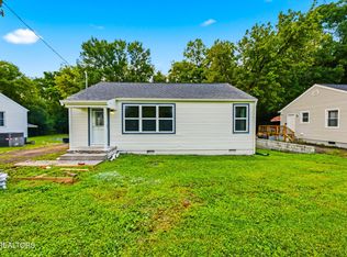 3102 Boright Dr, Knoxville, TN 37917