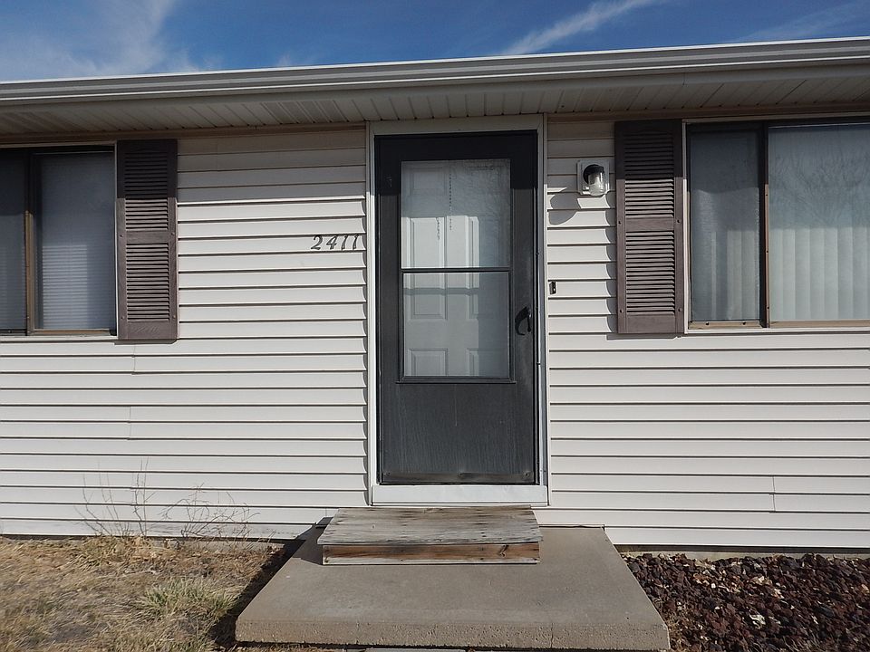 1st image of 2411 W 5th St