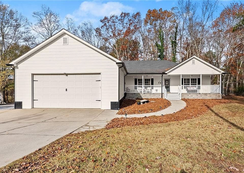 1st image of 6045 Mockingbird Rd