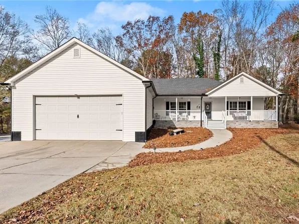 6045 Mockingbird Rd, Cumming, GA 30028