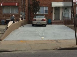 13855 Springfield Blvd, Springfield Gardens, NY 11413