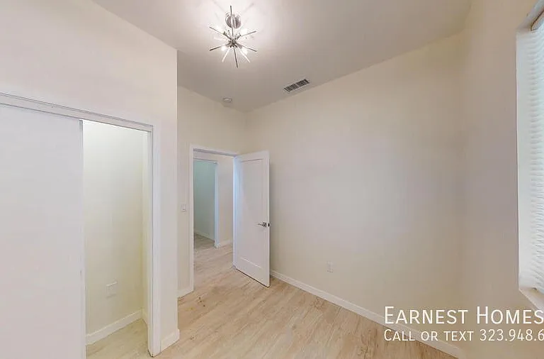 7252 Glade Ave — Photo 8