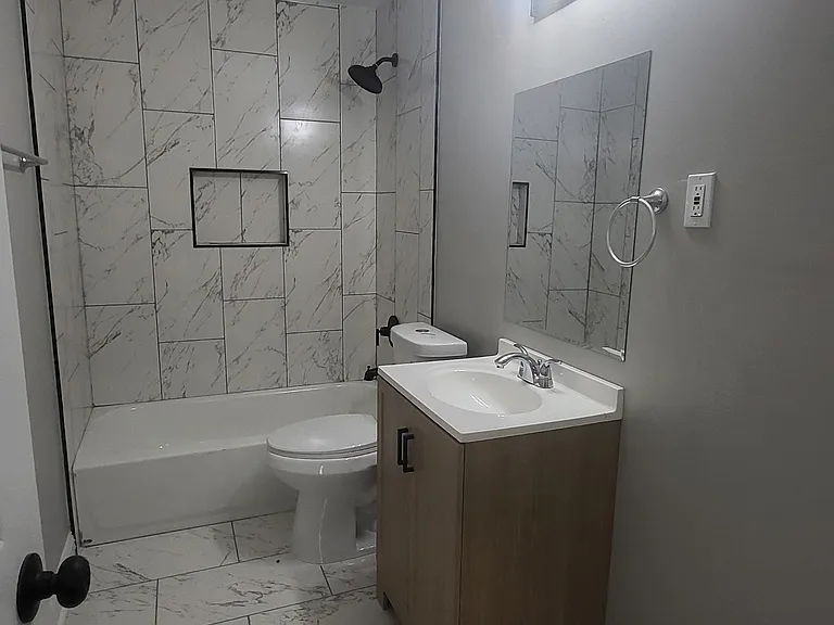 4220 Gailwood Ave — Photo 12