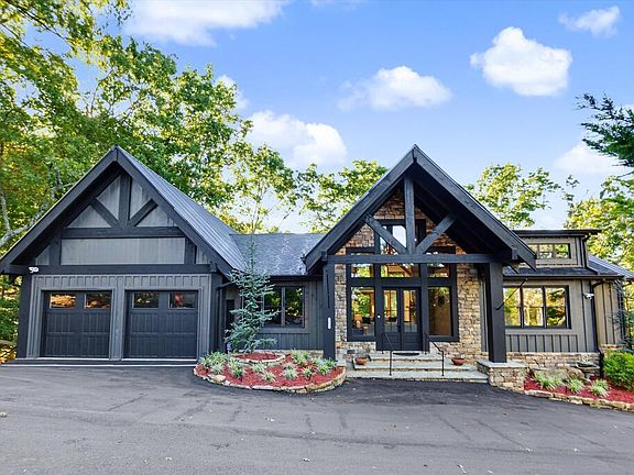2nd image of 361 Bluebird Ln