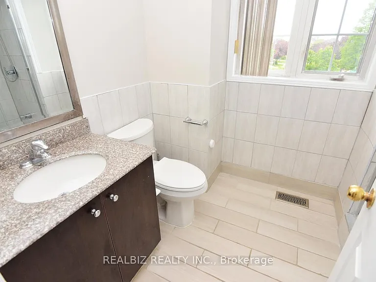 627 Caboto Trl — Photo 27
