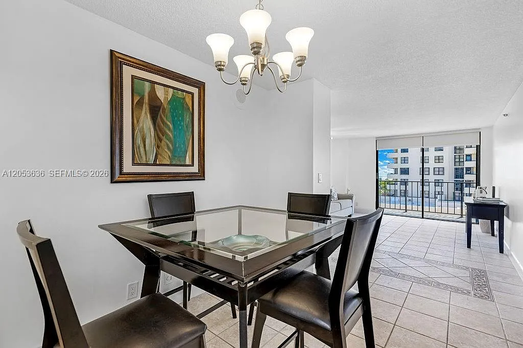 Oceanfront Plaza Condo — Photo 4
