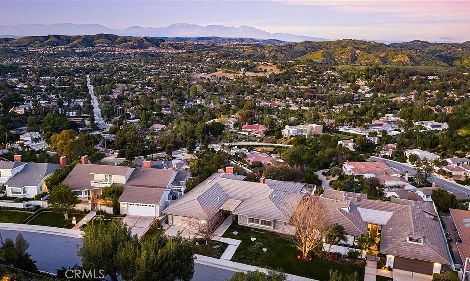 1st image of 6717 E La Cumbre Dr