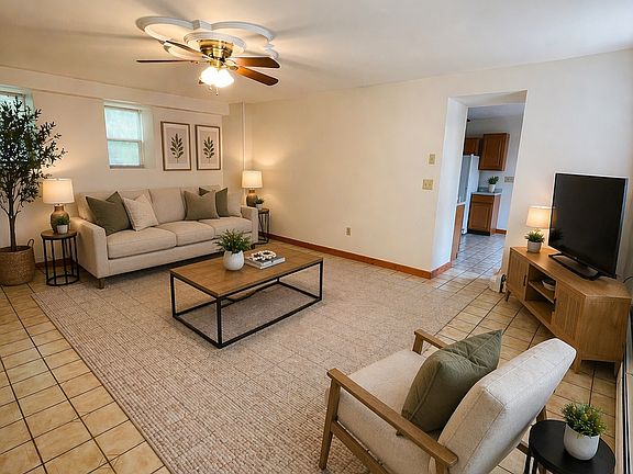 5th image of 299 Abeel St #2