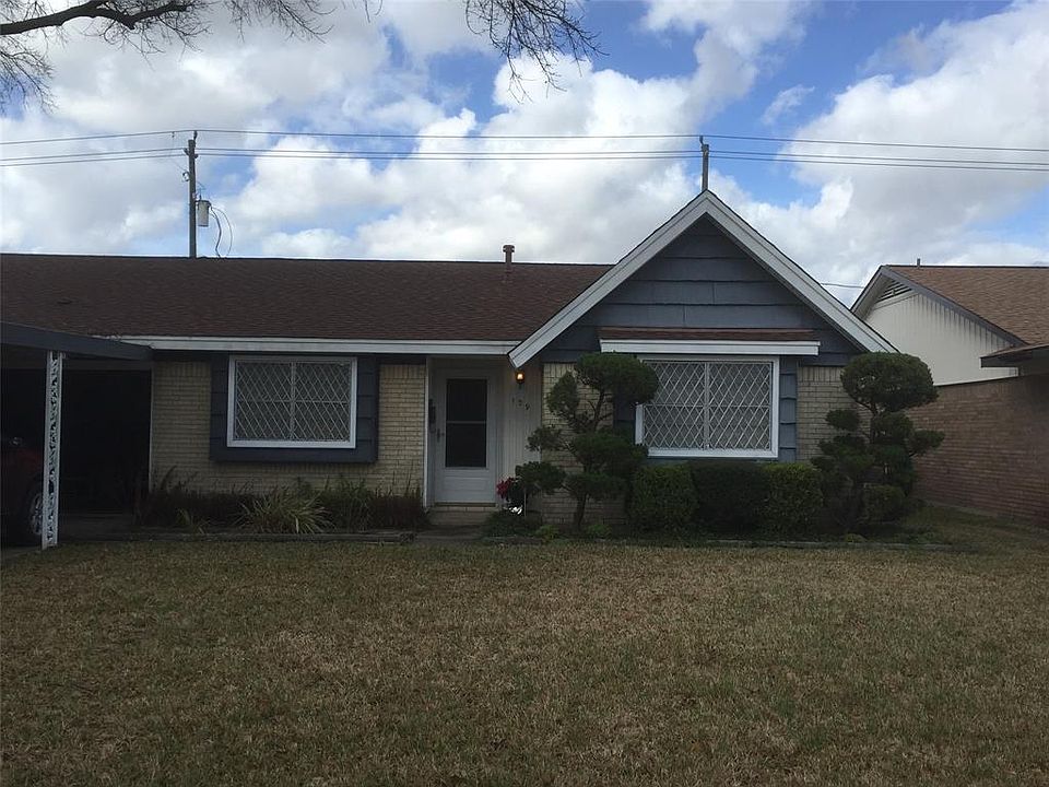 1st image of 109 Arbor Dr