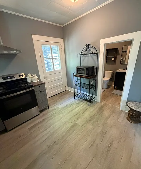 402 N McNeill St — Photo 8