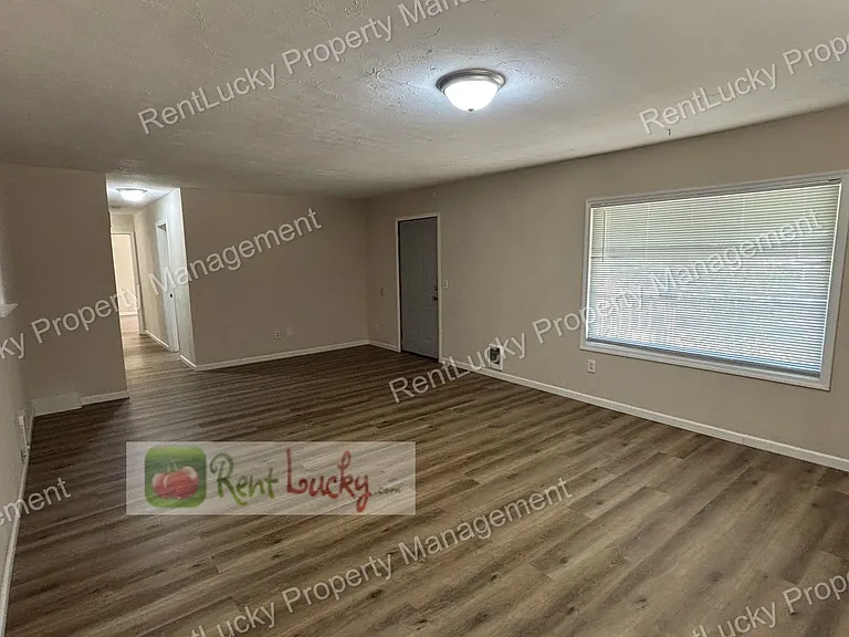 14624 161st Ave SE — Photo 6