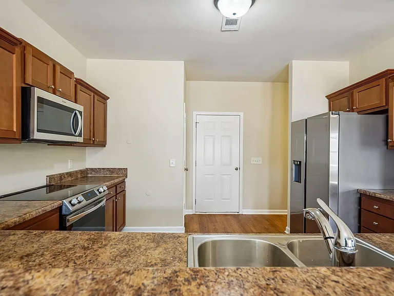103 Highland Pointe Cir E — Photo 16
