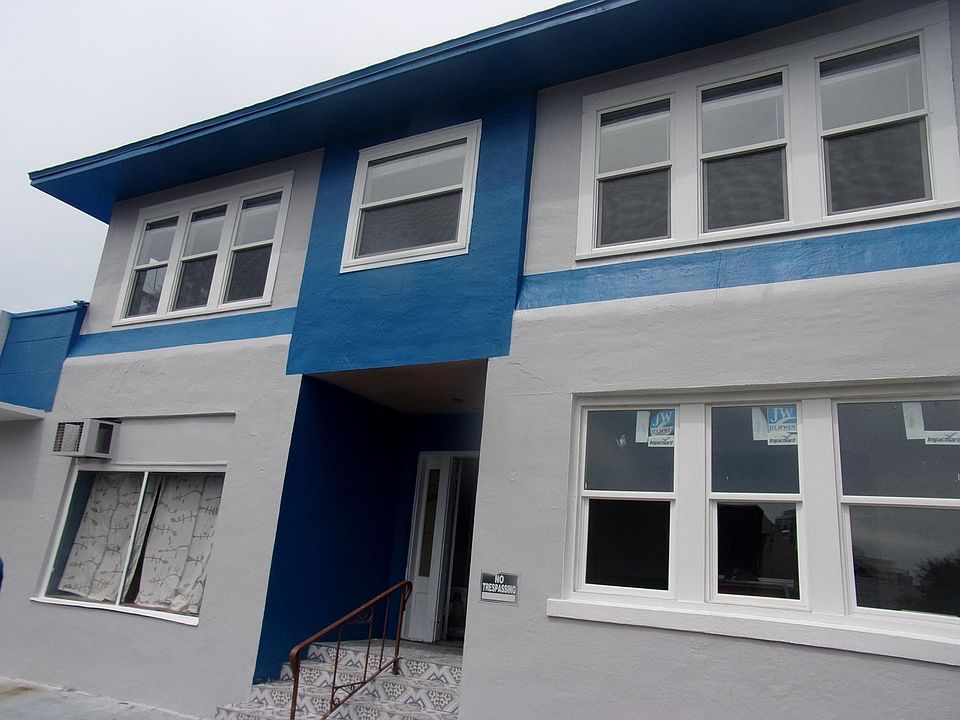 1st image of 108 7th St N APT 1