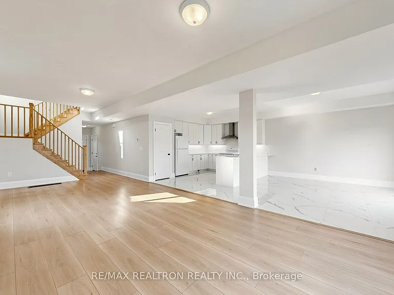 4 Braeburn St — Photo 13