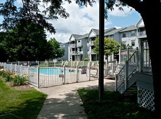 230 N Sage St APT 10, Kalamazoo, MI 49006